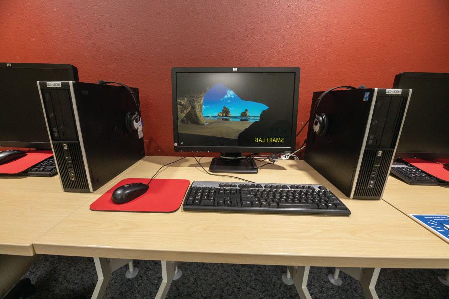 desk in SMART Lab